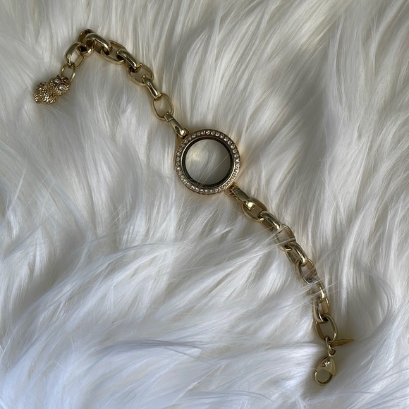 Origami Owl Gold Locket Bracelet with Swarovski Crystals - Picture 2 of 5